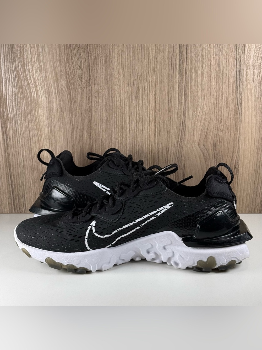 Nike React Vision Black White Running Shoes CD4373-006 Men’s Size 9 - Picture 5 of 9